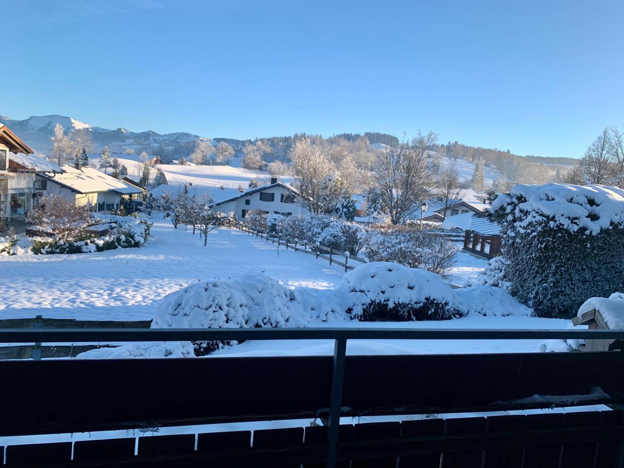 Lindners Hideaways - Bergnest Lodge - Bergblick Fewo 6 Pers Balkon Garten Hund Ski Unterkunft Luftkurort Oberreute Naehe Buchenegger Wasserfaelle Eistobel Bodensee Exterior foto